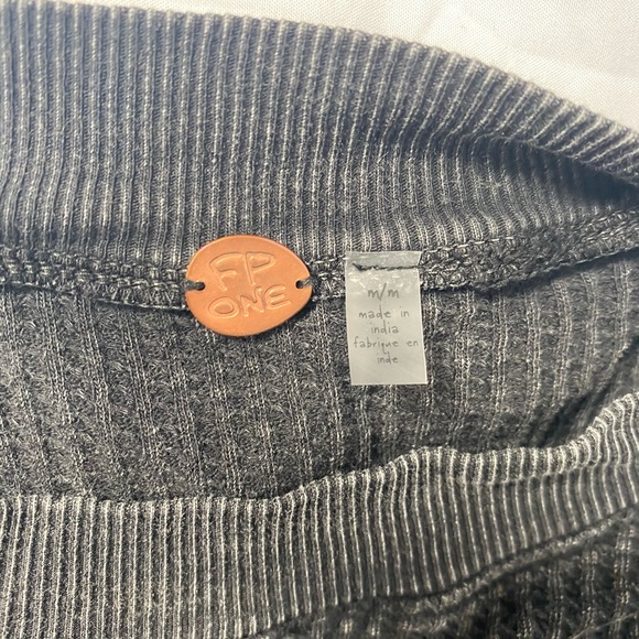 FP sweater - Picture 2 of 3